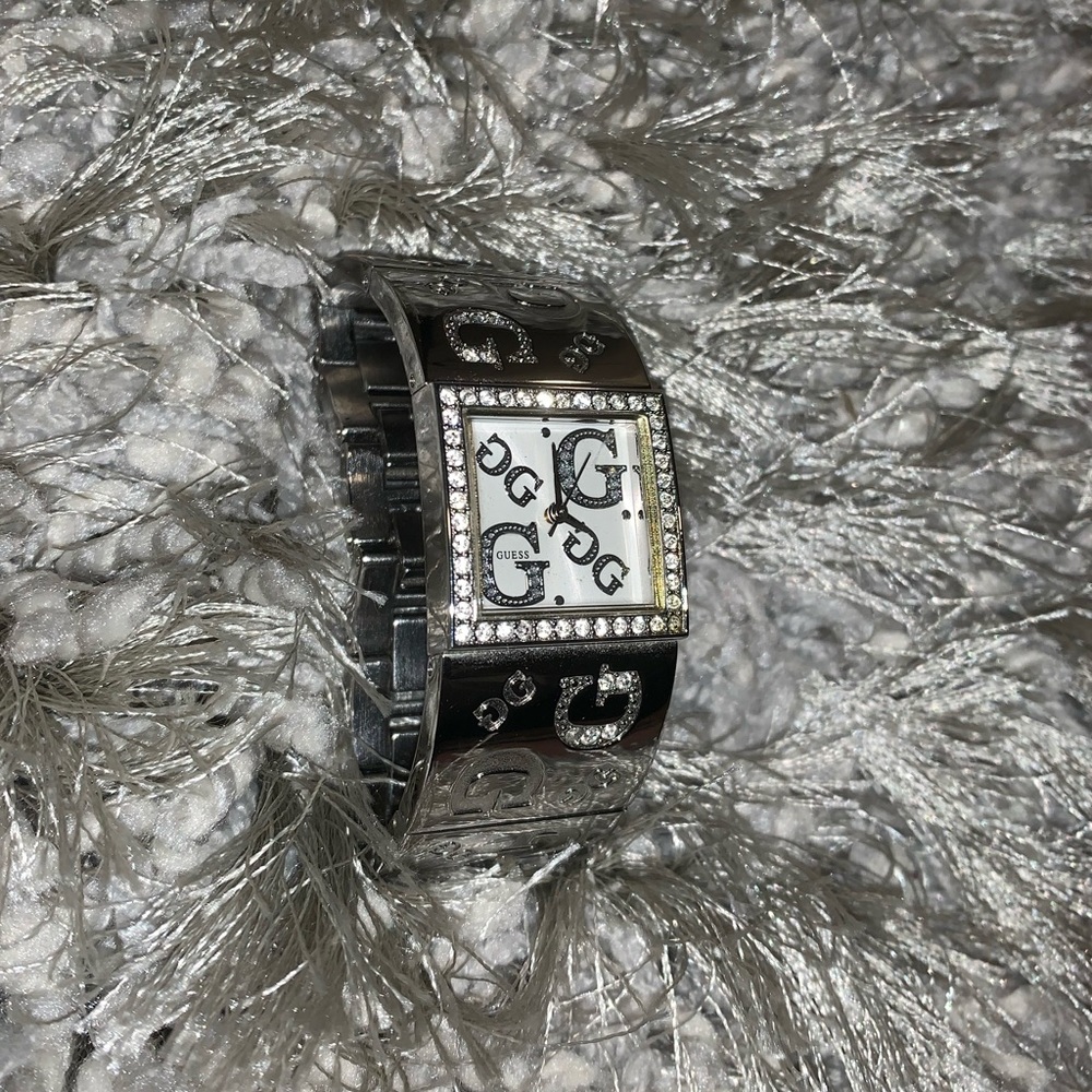Guess Watch